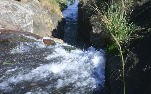 Cachoeira dos Pires